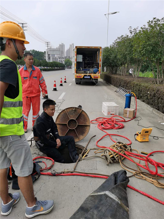清溪镇翻衬法管道修复技术主要工序